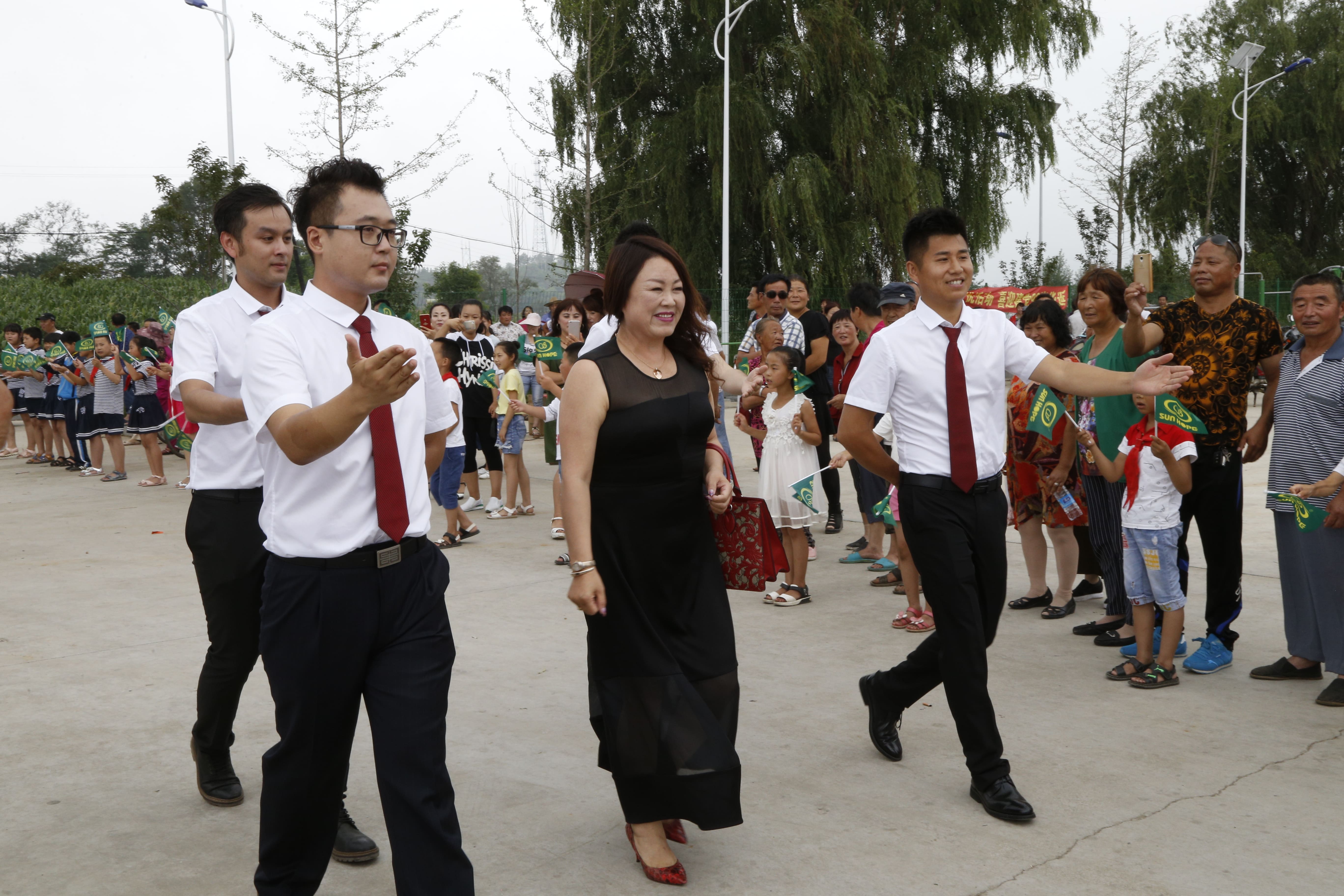 第110所 东港市椅圈镇九州（中国）科技有限公司官网张兰小学