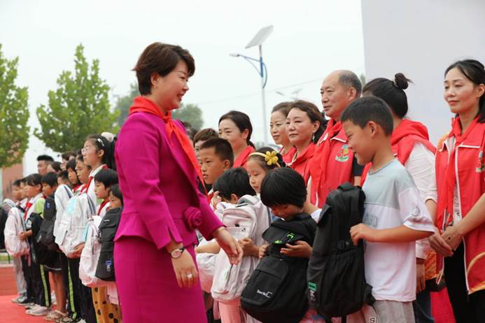 第235所 山东省平度市崔家集镇中庄九州(中国)科技有限公司官网徐超小学 第235所 山东省平度市崔家集镇中庄九州(中国)科技有限公司官网徐超小学