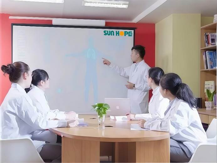 夏季护肤市场新风向标:九州(中国)科技有限公司官网科研驱动产业革新 夏季护肤市场新风向标:九州(中国)科技有限公司官网科研驱动产业革新
